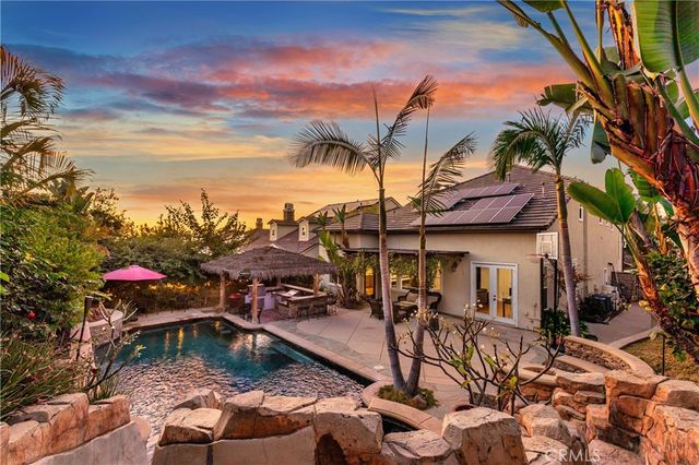 $2,299,888 | 18656 Oaklawn Lane | Vista del Verde