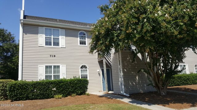 $1,625 | 719 Bragg Drive, Unit F | Pine Valley