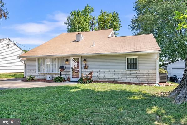 $459,900 | 130 Andover Road | Fairless Hills