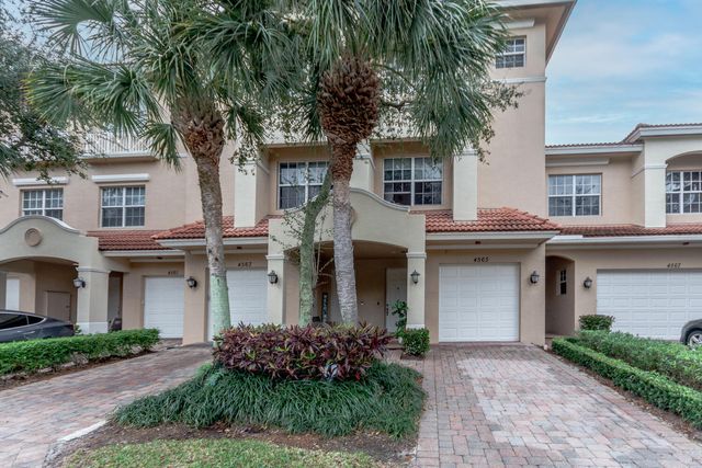 $646,000 | 4565 Artesa Way South | Palm Beach Gardens