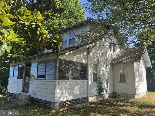 $279,999 | 6730 Solomons Island Road North