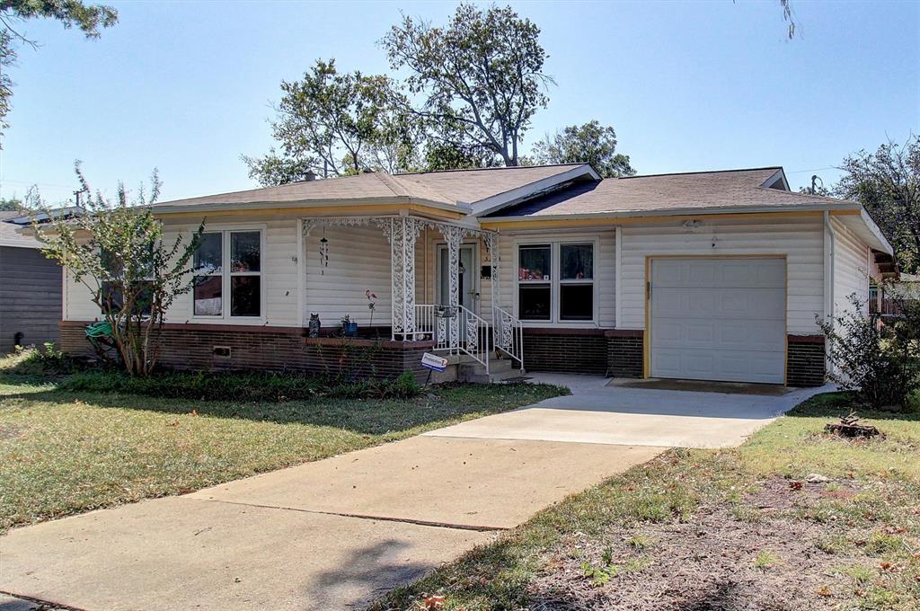 a view of backyard of a house