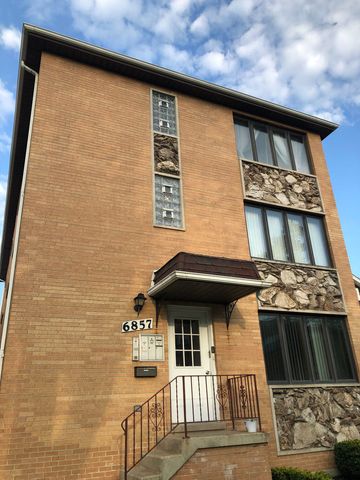 $2,050 | 6857 North Overhill Avenue, Unit 2 | Edison Park