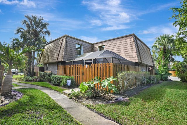 $2,650 | 7558 Courtyard Run East | Boca del Mar