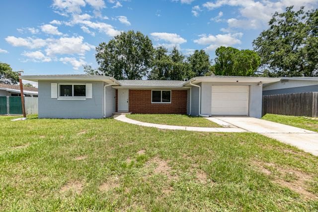 $295,000 | 2820 Starlight Drive | Luna Heights