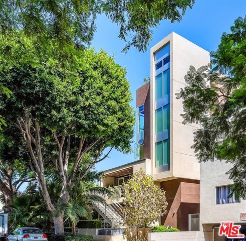 $1,250,000 | 944 North Stanley Avenue, Unit 4 | West Hollywood Vicinity