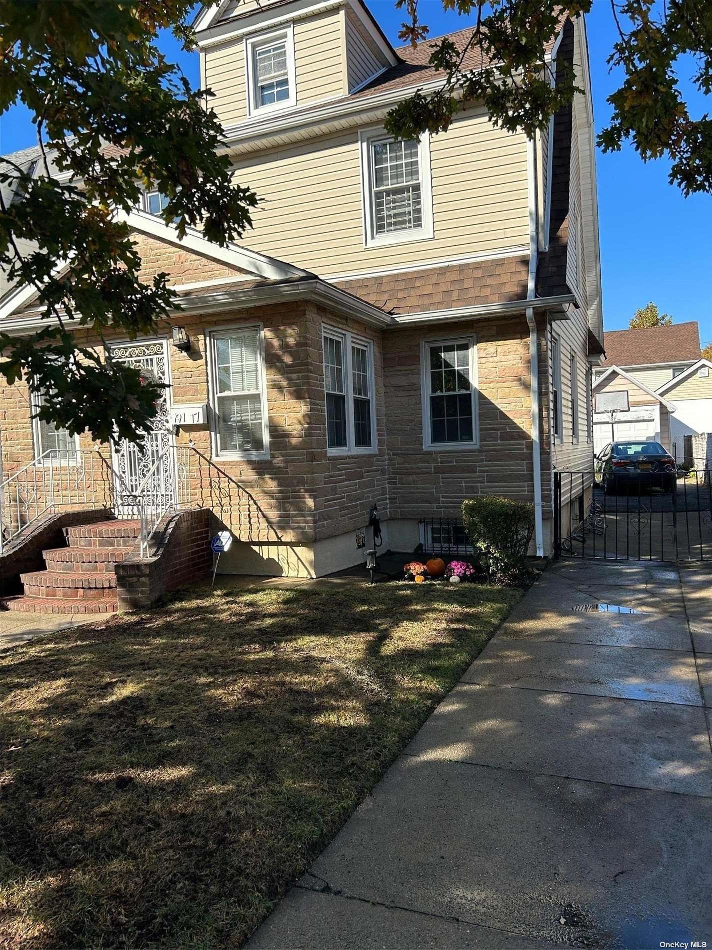 a view of a house with a patio