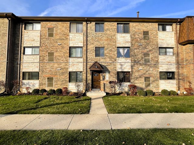 $244,000 | 7604 West Lawrence Avenue, Unit 1B | Harwood Heights