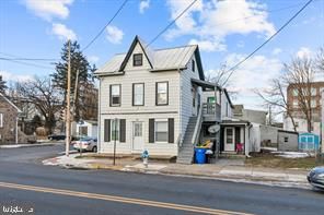 $825 | 167 Ann Street, Unit 3 | Middletown