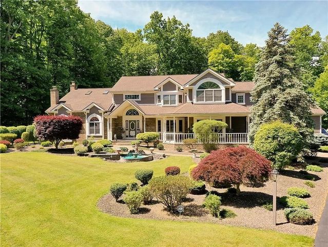 $615,000 | 55 Pine Creek Lane | Greece