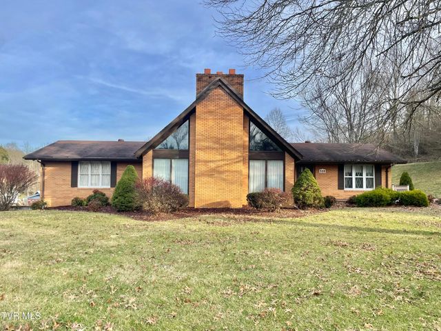 $399,900 | 528 Cresswood Drive | Richlands