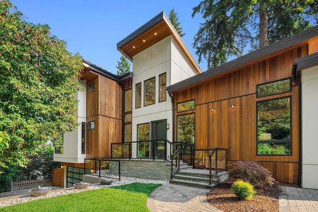 $5,280,000 | 10823 Southeast 12th Street | West Bellevue