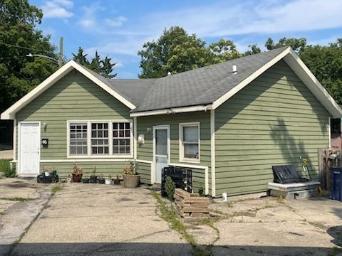 $189,000 | 435 Washington Street | Elgin