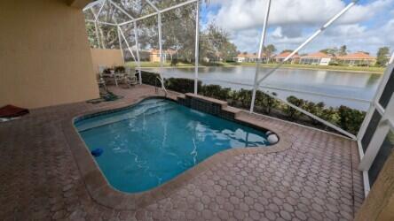 pool overlooking ake