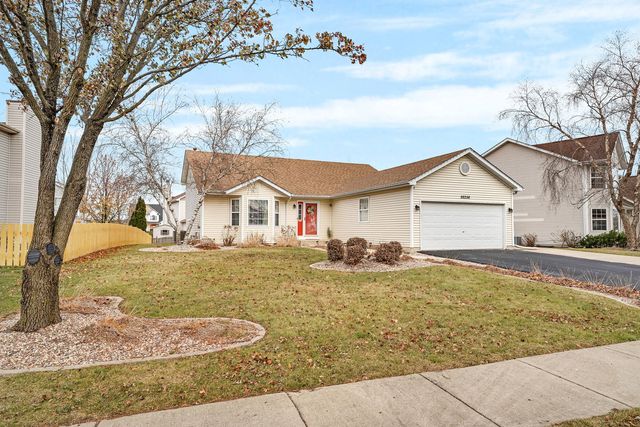 $340,000 | 26256 Tallgrass Trail | Channahon