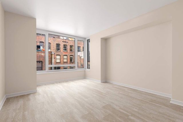 $5,300 | 261 West 28th Street, Unit 6F | Chelsea