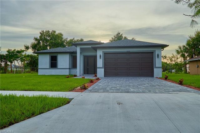 $395,000 | 930 Zana Drive | Fort Myers