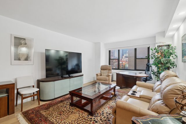 $4,200 | 400 East 56th Street, Unit 7S | Sutton Place