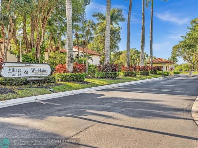 $400,000 | 5762 Fox Hollow Drive, Unit A | Southwest Boca Raton