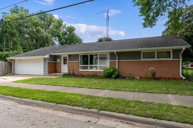 $174,500 | 3805 Buckingham Drive | Northeast Rockford