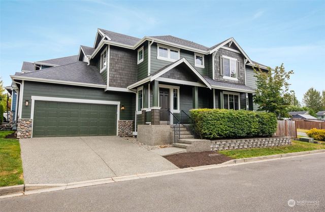 $800,000 | 3221 77th Drive Northeast | East Sunnyside