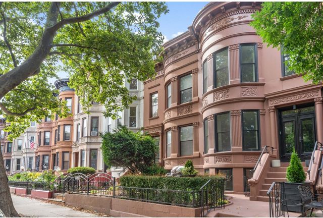 $3,149,000 | 965 St Johns Place | Crown Heights