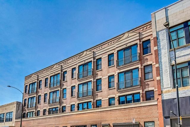 $475,000 | 1238 North Milwaukee Avenue, Unit 2 | Wicker Park