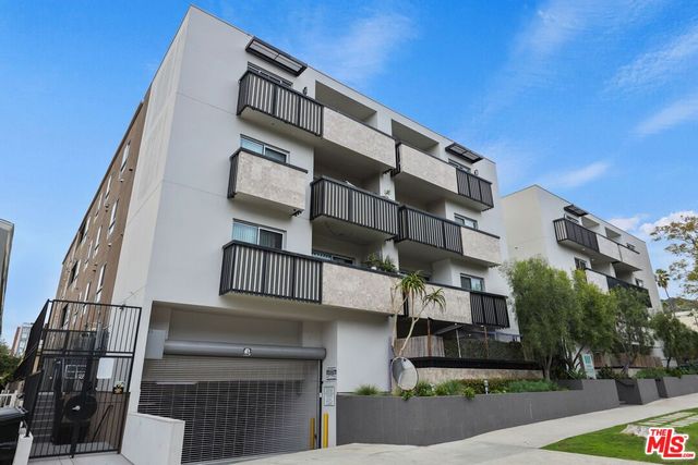 $3,895 | 1439 North Poinsettia Place, Unit 108 | Hollywood