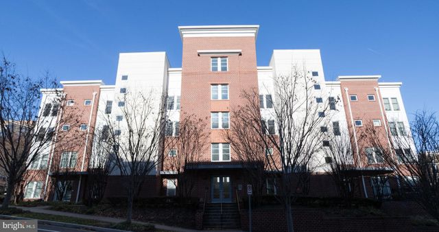 $3,450 | 1811 14th Street North, Unit C403 | Radnor-Fort Myer Heights