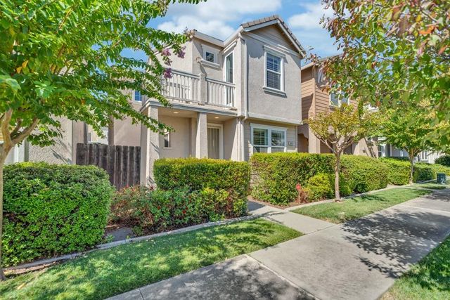 $499,900 | 3919 Streamline Street | Natomas Crossing