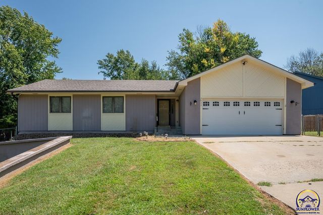 $247,000 | 2435 Southeast Eveningtide Way | Topeka