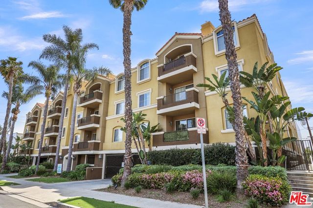 $3,595 | 1845 Butler Avenue, Unit 102 | West Los Angeles