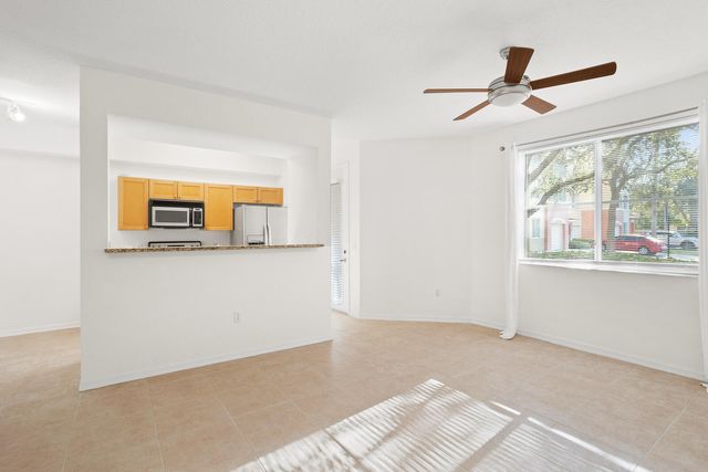 $2,000 | 11012 Legacy Drive, Unit 104 | Palm Beach Gardens