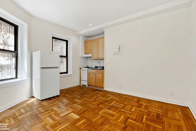 $2,550 | 245 West 75th Street, Unit 1E | Upper West Side