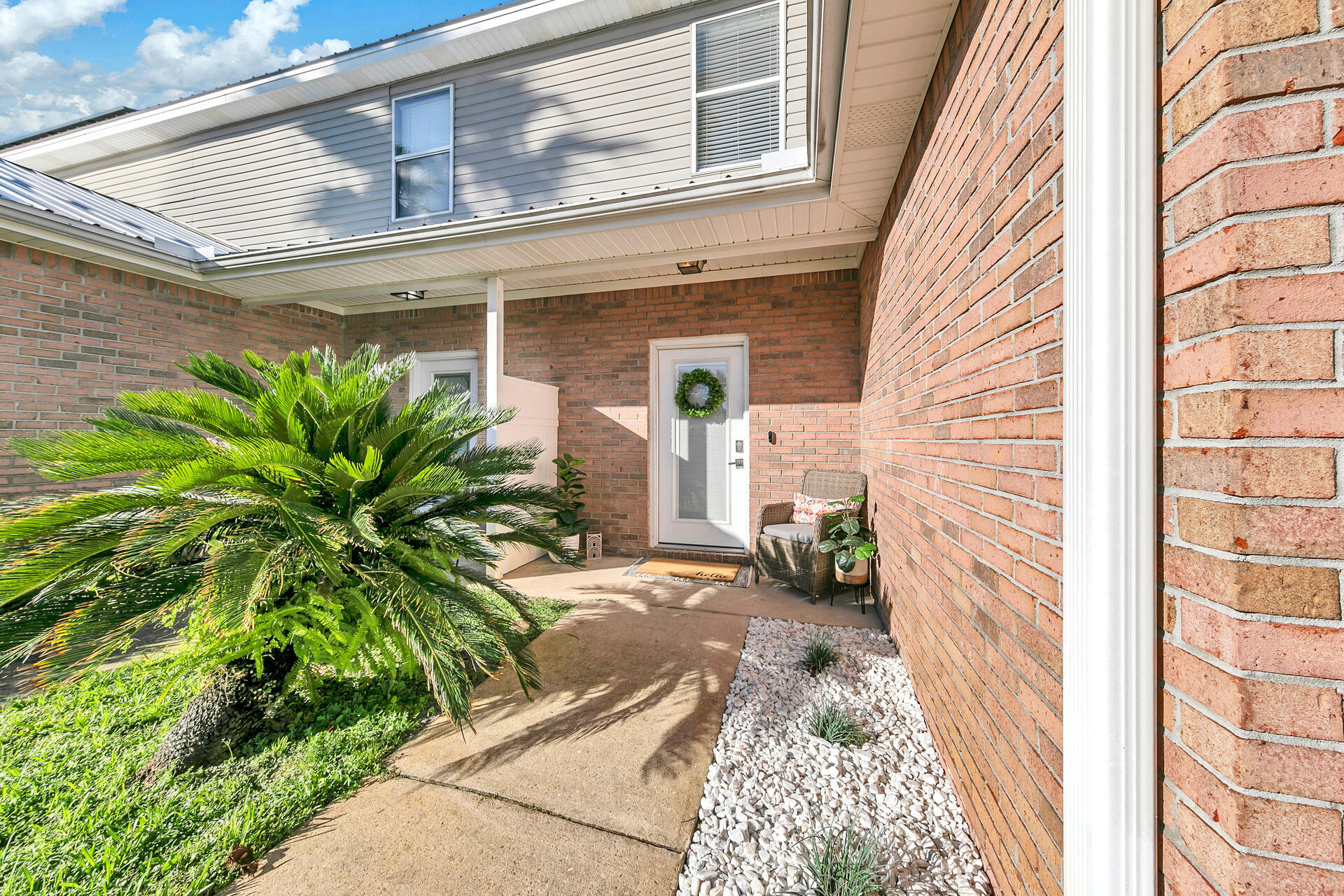 a view of a entryway front of house