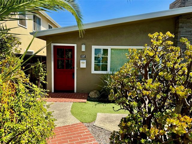 $4,650 | 137 Cypress Drive | North Laguna Beach