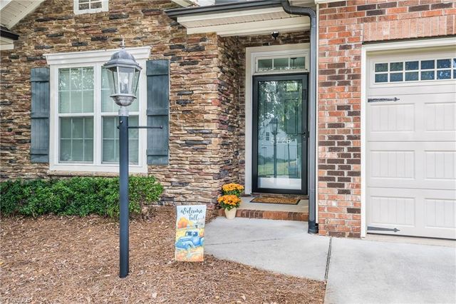 $385,000 | 5726 Woodside Forest Trail | Lewisville