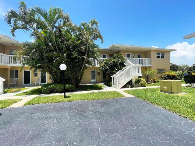 $2,300 | 2111 Northeast 1st Court, Unit 204 | Boynton Beach