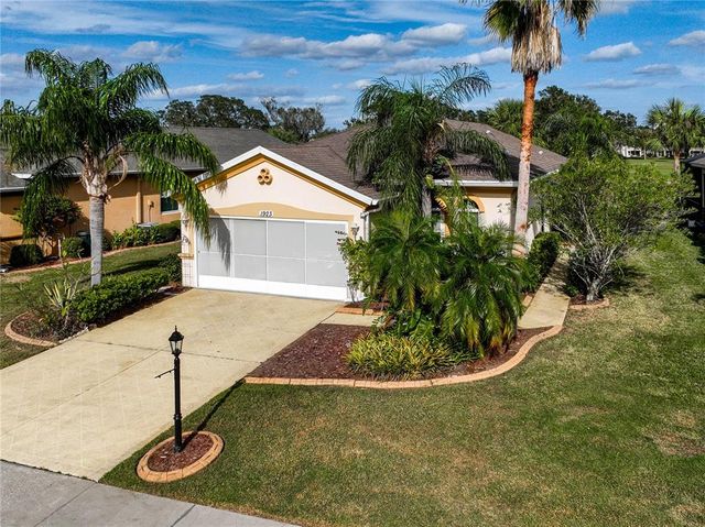 $299,900 | 1923 Sterling Glen Court | Caloosa