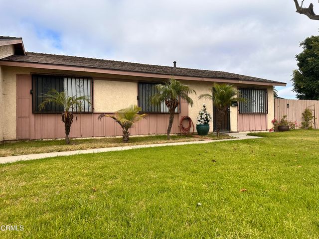 $4,300 | 2540 Greenbrook Drive | Southeast Oxnard