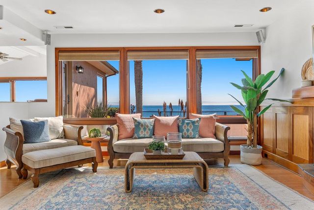 $4,745,000 | 4790 Opal Cliff Drive | Live Oak