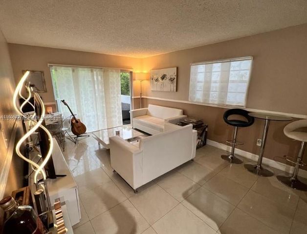 $269,900 | 1221 Southwest 122nd Avenue, Unit 214 | Tamiami