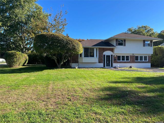 $788,000 | 1 Waner Street | Commack