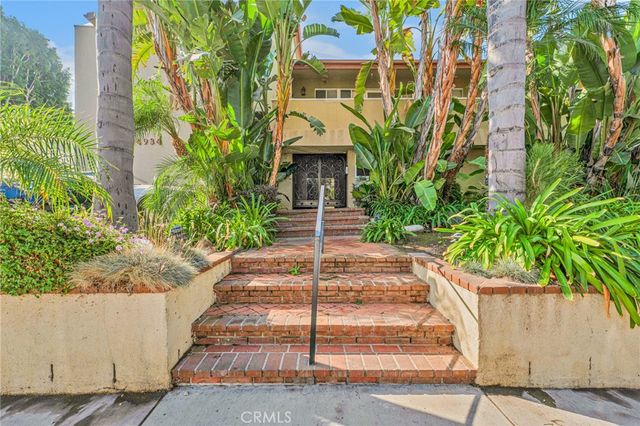 $2,800 | 14934 Dickens Street, Unit 4 | Sherman Oaks