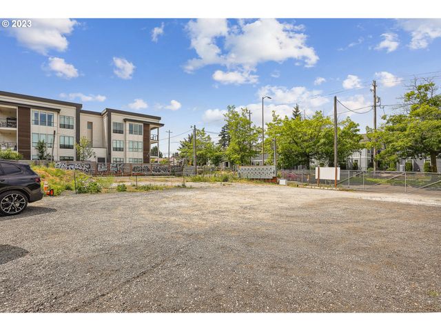 $1,399,900 | 7044 Northeast M L King Boulevard | Woodlawn