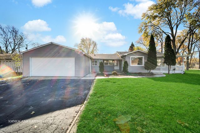 $397,000 | 5023 West 119th Street | Alsip Village