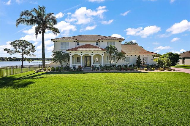 $975,000 | 519 2 Lakes Lane | Eustis