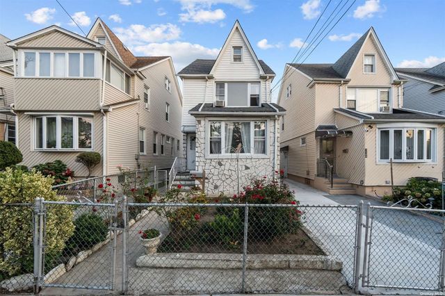 $789,000 | 123-10 116th Avenue | South Ozone Park