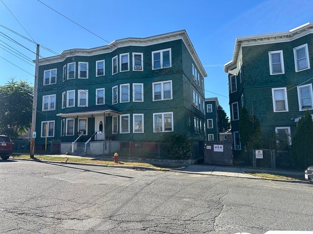 $950 | 16 Parshley Avenue, Unit 3R | Chicopee Center