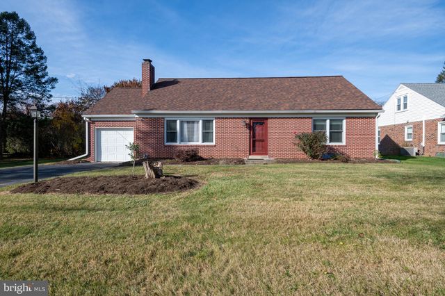 $300,000 | 716 Farmingdale Road | Rohrerstown